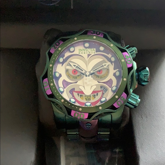 Invicta DC series Joker reserve men’s watch - Picture 2 of 3